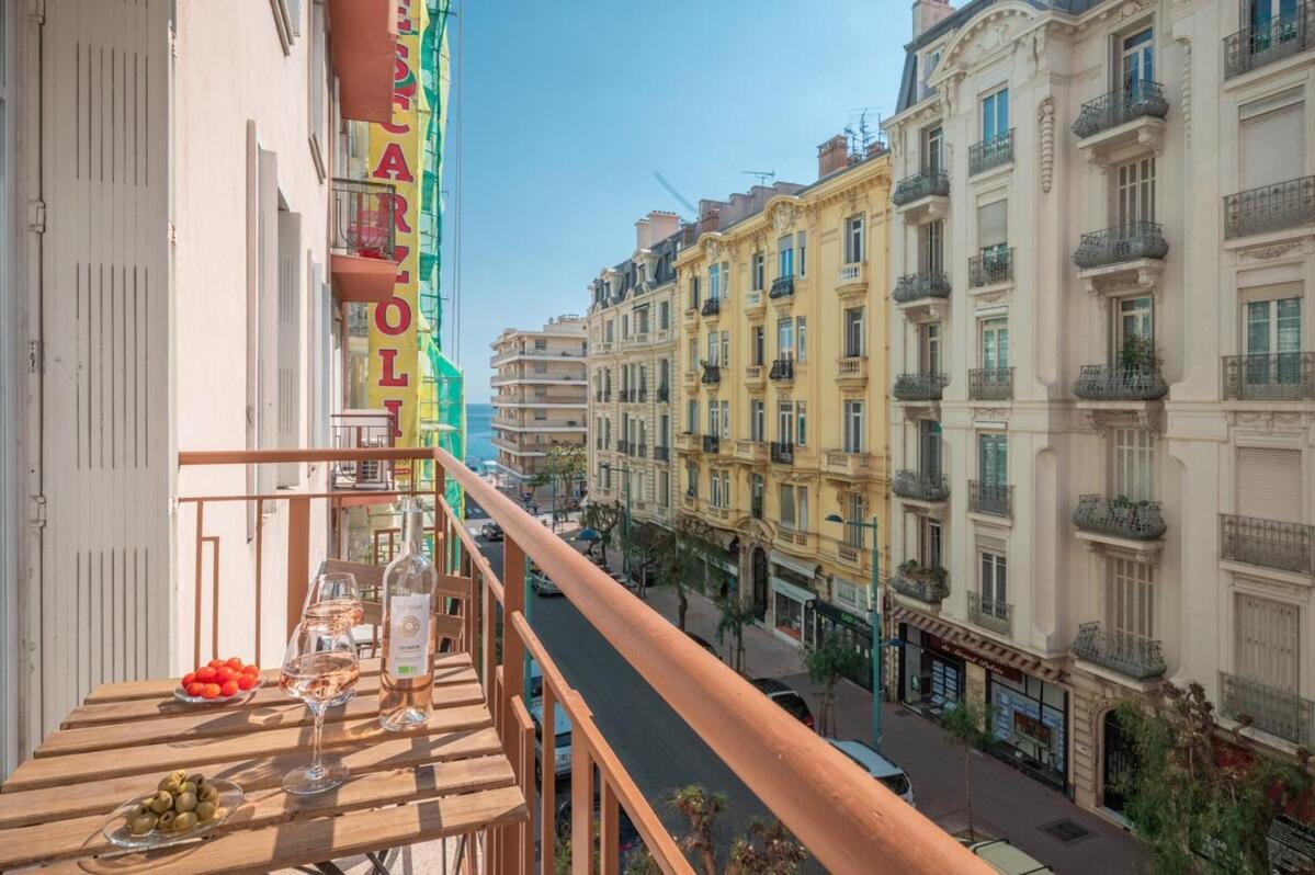 Le Coq Edouard VII - Parking - Proche Mer Menton Luaran gambar